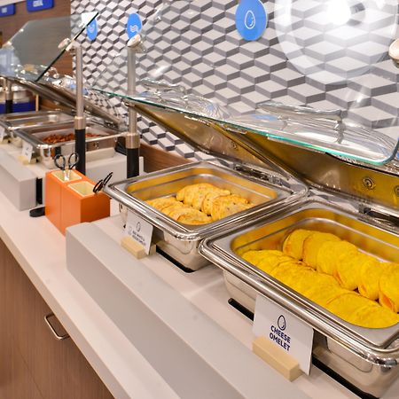 Holiday Inn Express & Suites Toledo West By Ihg Екстер'єр фото
