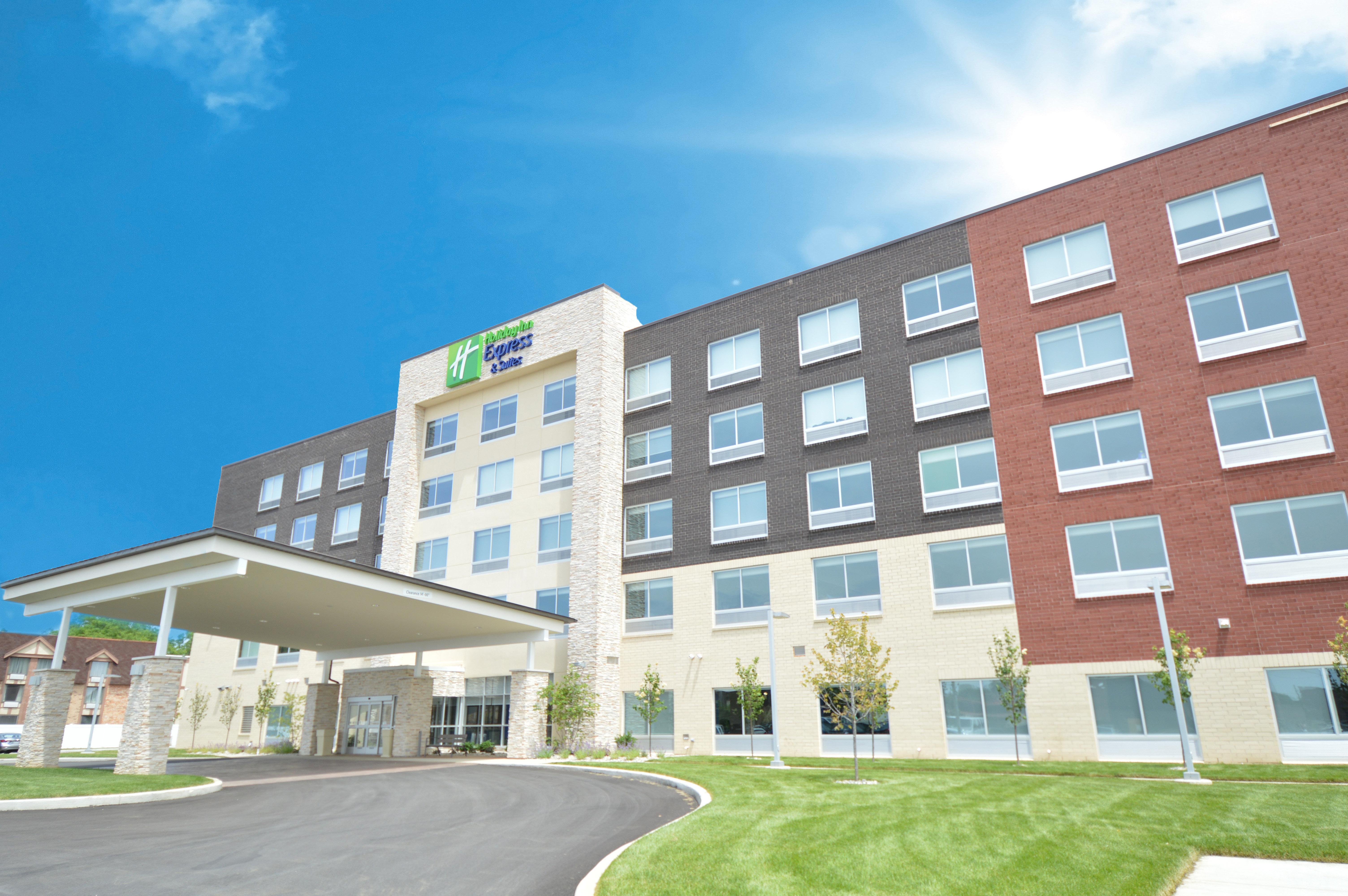 Holiday Inn Express & Suites Toledo West By Ihg Екстер'єр фото