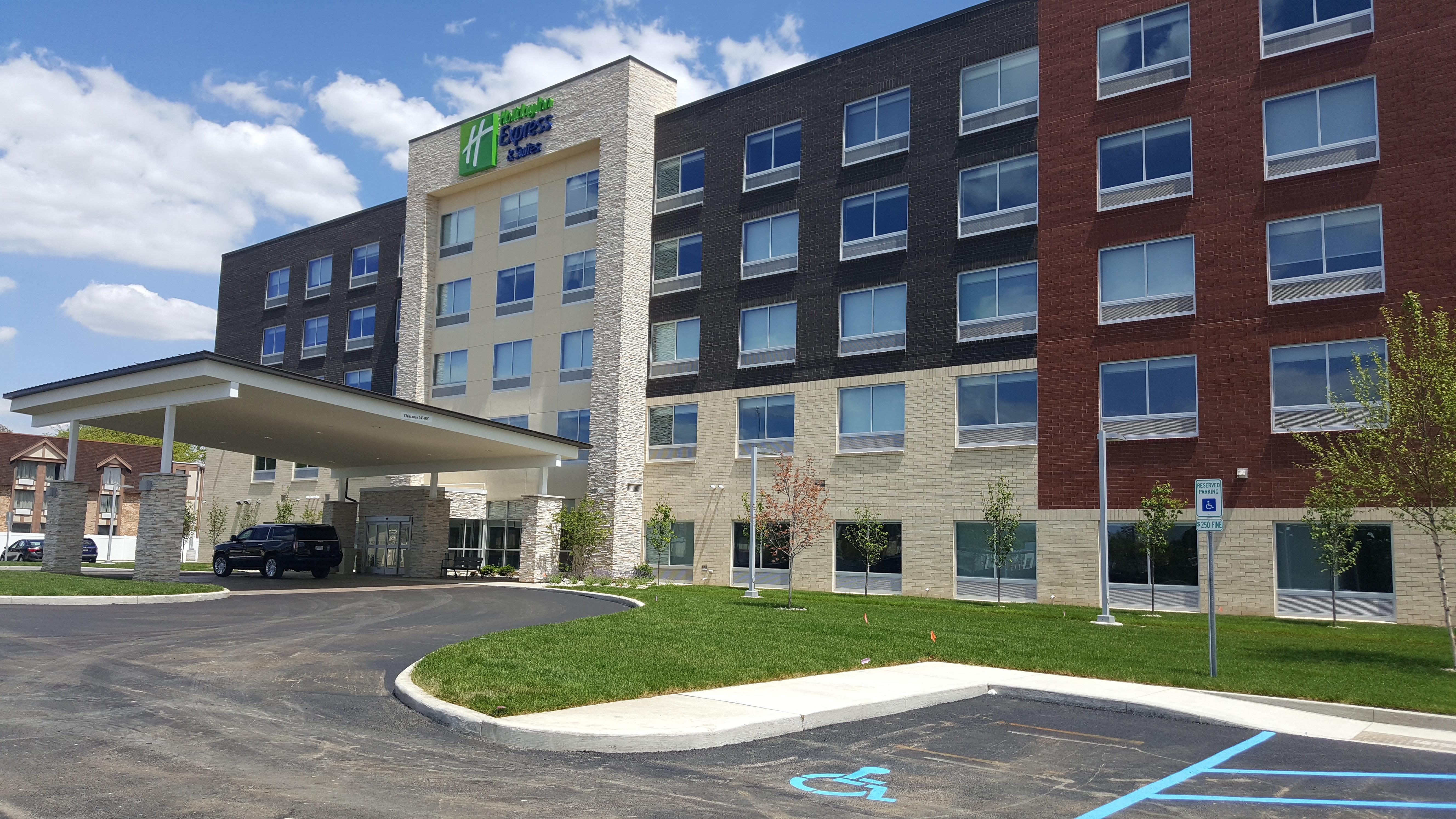 Holiday Inn Express & Suites Toledo West By Ihg Екстер'єр фото