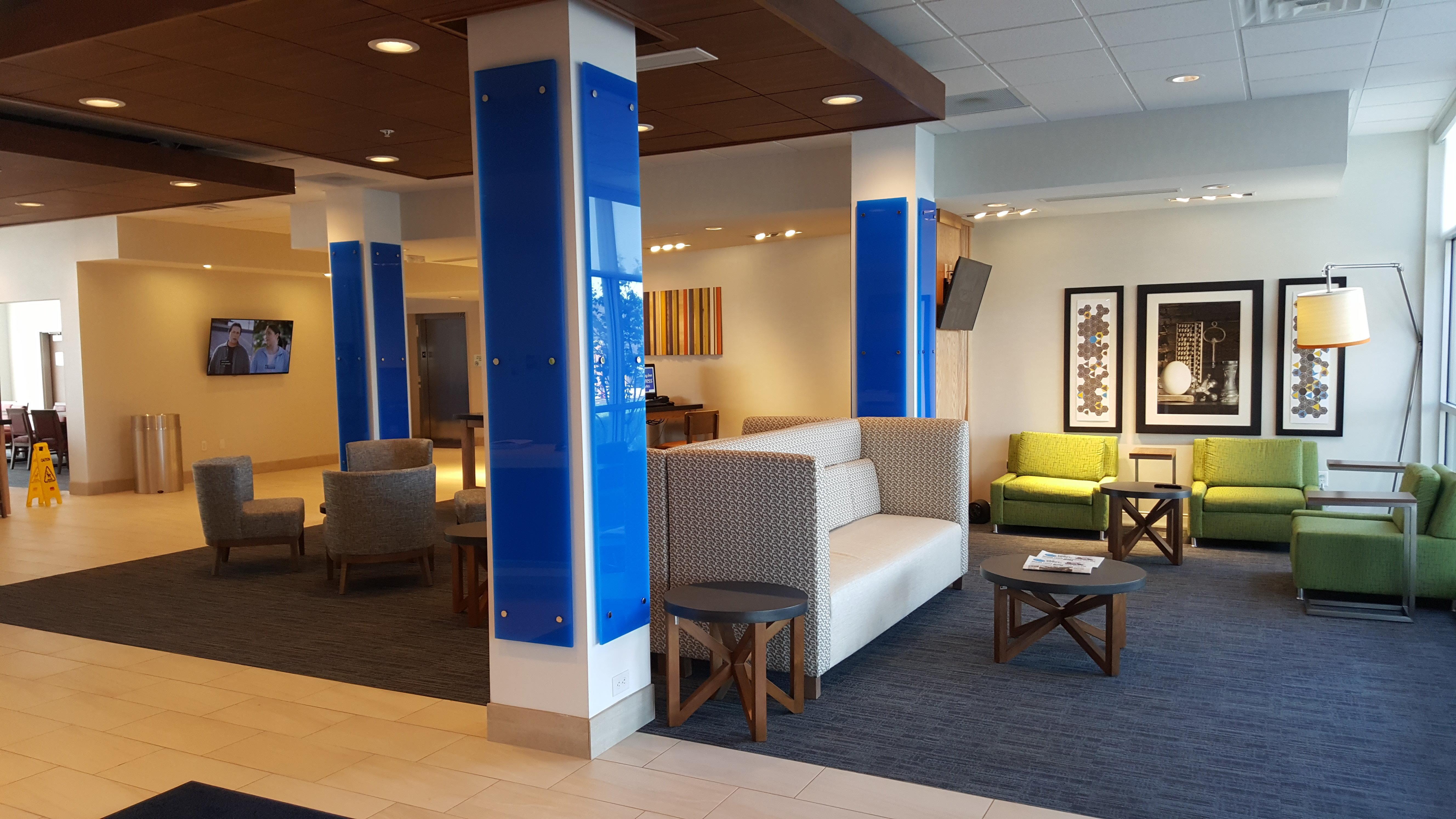 Holiday Inn Express & Suites Toledo West By Ihg Екстер'єр фото