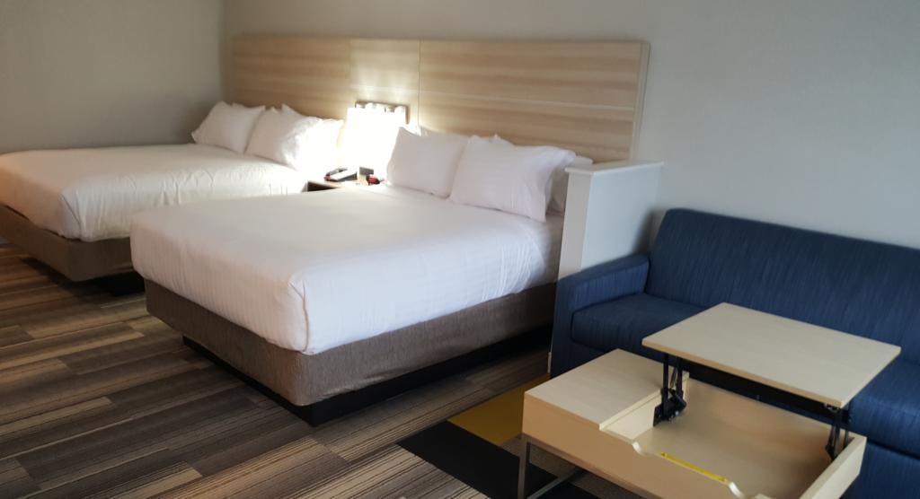 Holiday Inn Express & Suites Toledo West By Ihg Екстер'єр фото